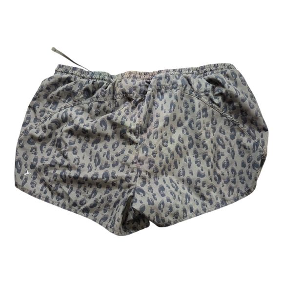 Old Navy Leopard Print Athletic Shorts Size L - Picture 2 of 6